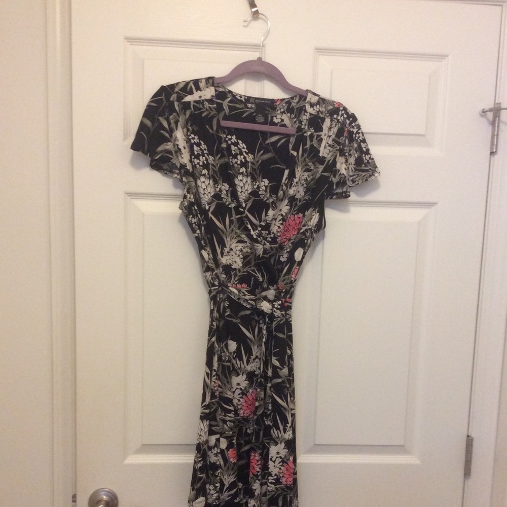 Beautiful summer dress.